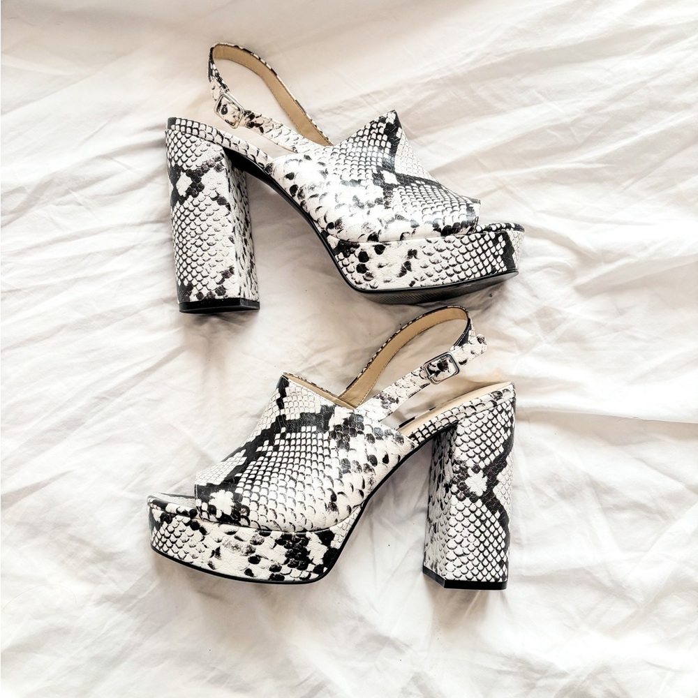 Snakeskin Patterned Heels - Picture 8 of 8